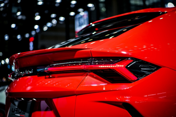 06 - 兰博基尼Urus.jpg