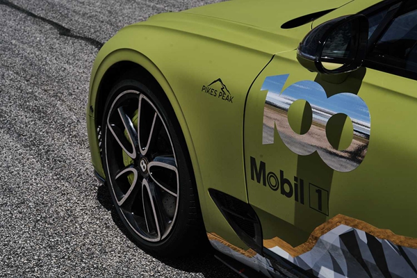 宾利全新欧陆GT即将出战派克斯峰登山赛 (8).jpg