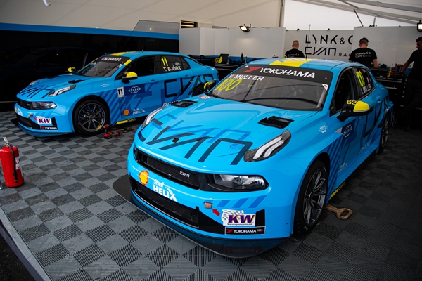 德国站-领克03 TCR赛车图.jpg