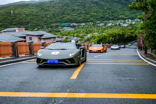 2019兰博基尼中国逸境之旅登陆南海椰城(2).jpg