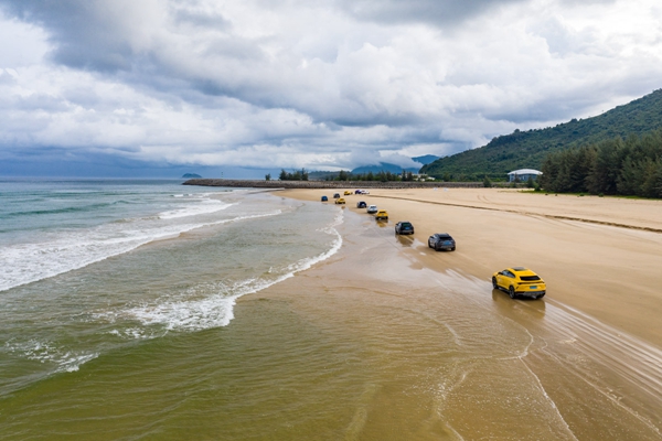 2019兰博基尼中国逸境之旅登陆南海椰城(10).jpg