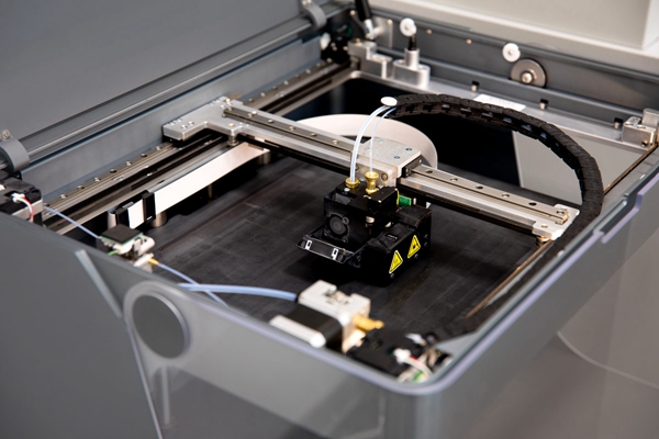 08 - ACLSD实验室的3D打印机.jpg